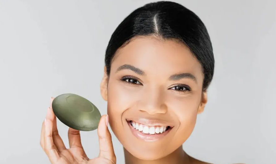 L'Univers Bienfaisant d'Argiletz : Terre d'Argile et de Soins Naturels