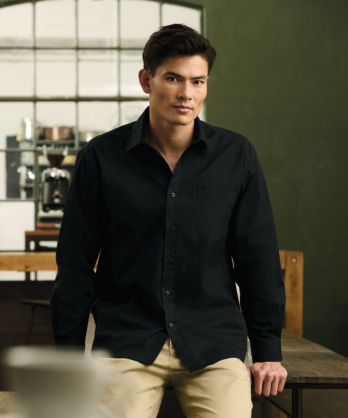 Long sleeve polycotton easycare poplin shirt