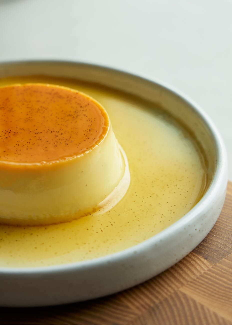 creme caramel dessert